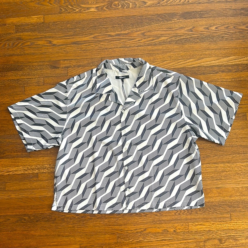 Fashion Nova Geometric Black and White Oversized Fit Men's Shirt NWT